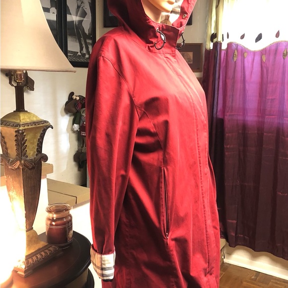 BURBERRY TRENCH COAT - SIZE 10 🎉HOST PICK🎉 10/07/24 - Picture 2 of 15